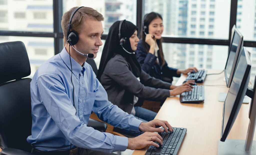 Call center: 5 maneiras de recompensar a equipe e mantê-la motivada em busca de resultados para seu negócio